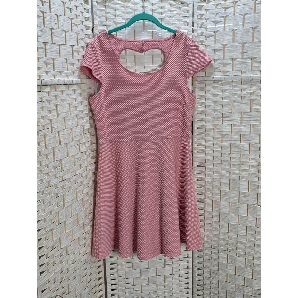 No boundaries pink dress size xl (15-17)